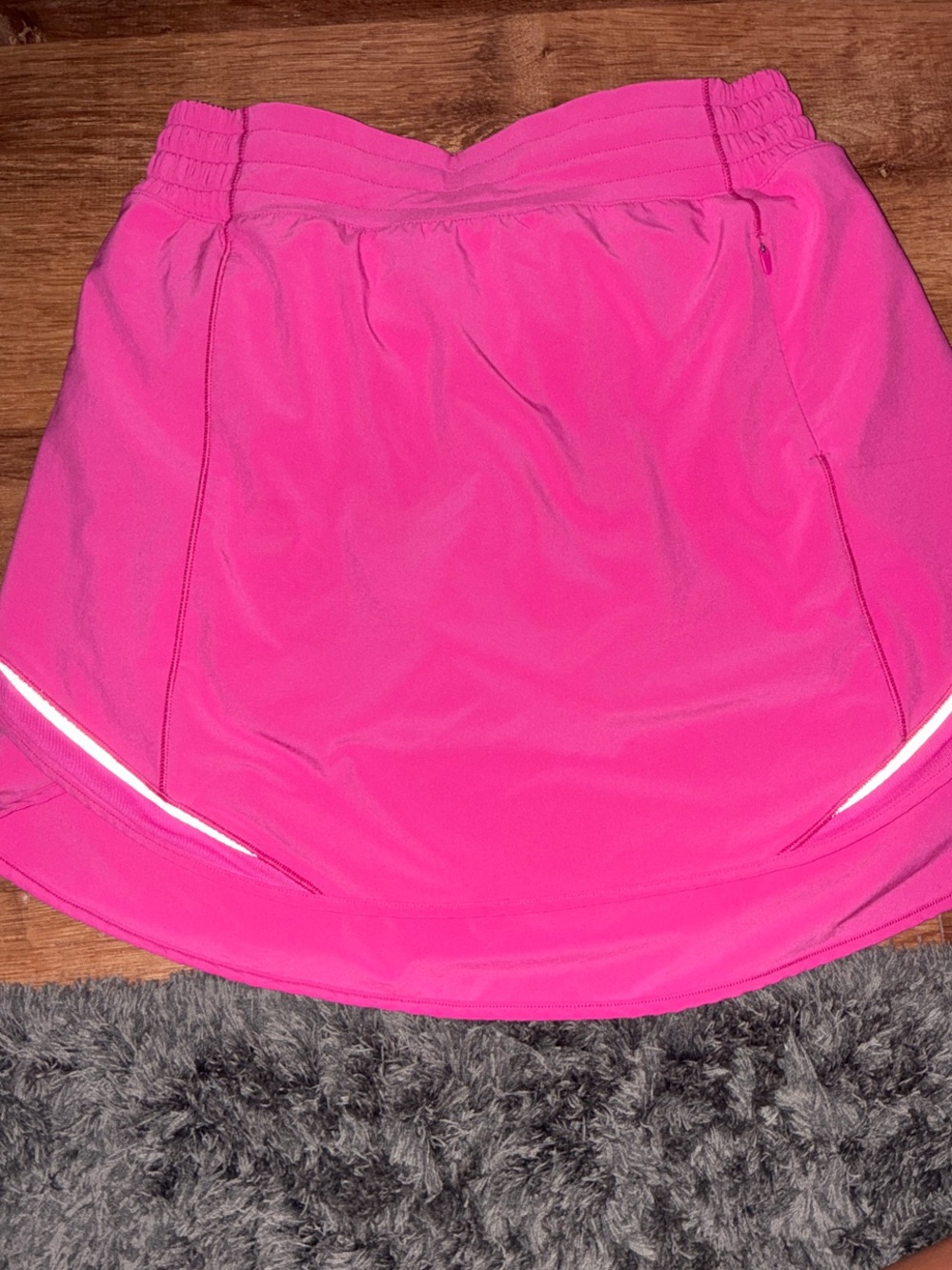 Lululemon Hot Pink Athletic Skort with Reflective Trim- Sz 6